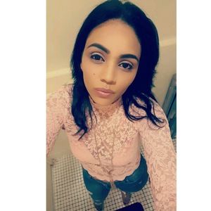 Meet your Posher, Mariel